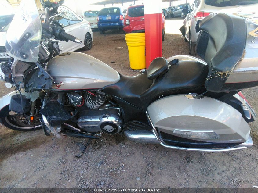 2014 VICTORY MOTORCYCLES CROSS COUNTRY TOUR/TOUR 15TH ANNIV 5VPTW36N5E3038119