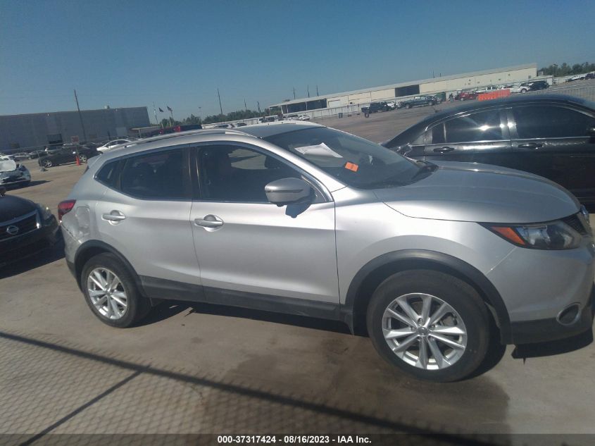 2017 NISSAN ROGUE SPORT SV - JN1BJ1CP4HW034264
