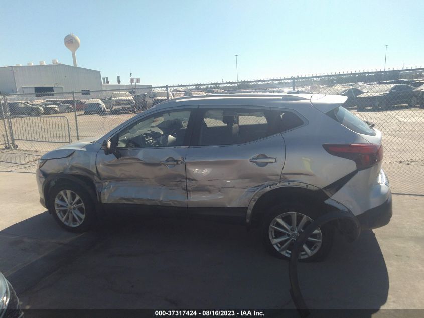 2017 NISSAN ROGUE SPORT SV - JN1BJ1CP4HW034264