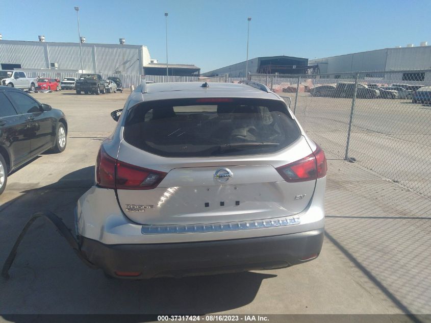 2017 NISSAN ROGUE SPORT SV - JN1BJ1CP4HW034264