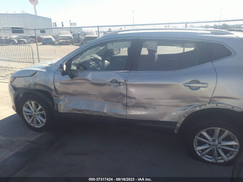 2017 NISSAN ROGUE SPORT SV - JN1BJ1CP4HW034264