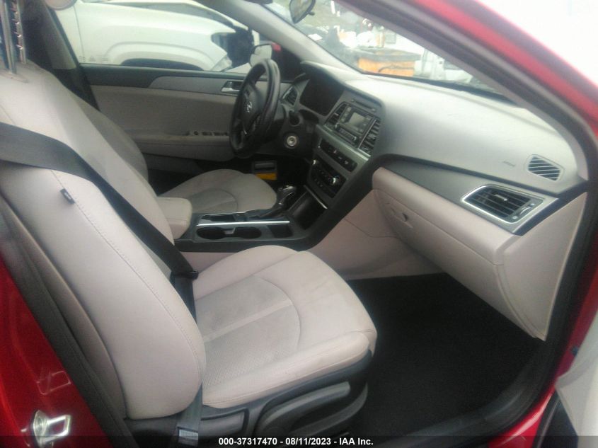 2015 HYUNDAI SONATA SE - 5NPE24AF6FH182616