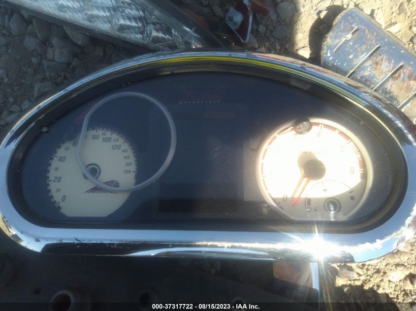 2014 INDIAN MOTORCYCLE CO. CHIEFTAIN - 56KTCAAA4E3311917
