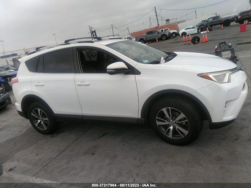 2016 TOYOTA RAV4 XLE - JTMWFREV8GJ085580