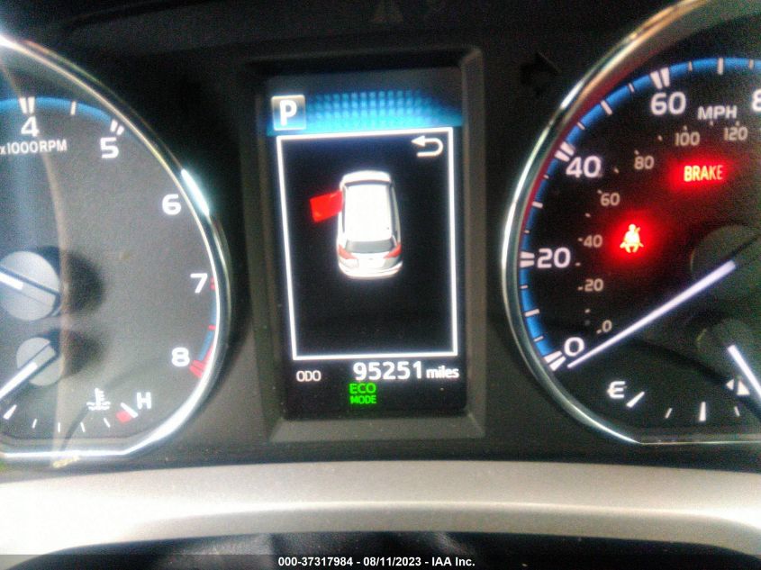 2016 TOYOTA RAV4 XLE - JTMWFREV8GJ085580