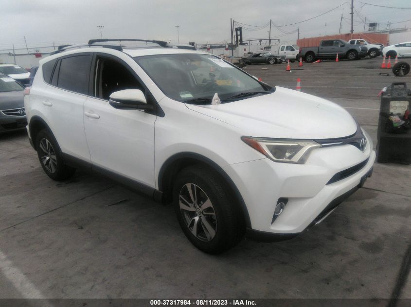 2016 TOYOTA RAV4 XLE - JTMWFREV8GJ085580