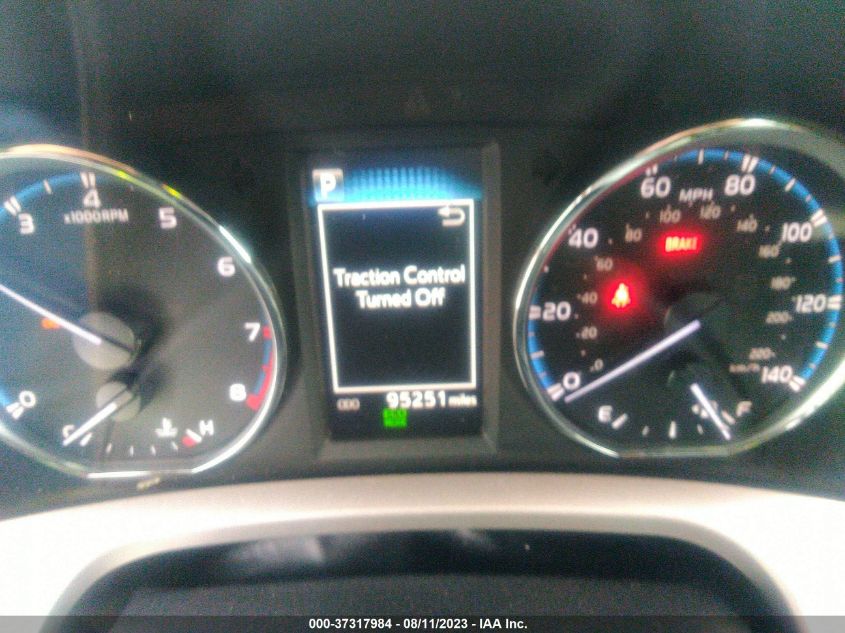 2016 TOYOTA RAV4 XLE - JTMWFREV8GJ085580