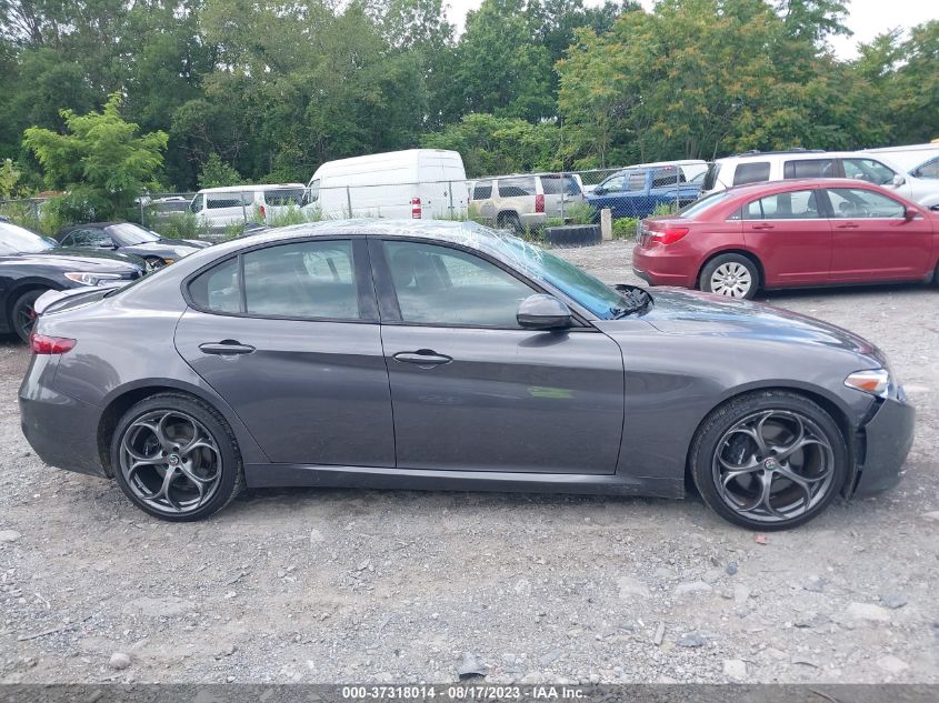 2018 ALFA ROMEO GIULIA TI SPORT - ZARFAEEN1J7567910