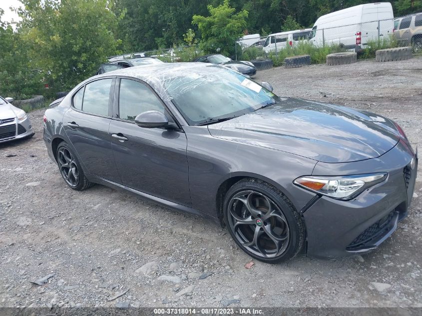 2018 ALFA ROMEO GIULIA TI SPORT - ZARFAEEN1J7567910