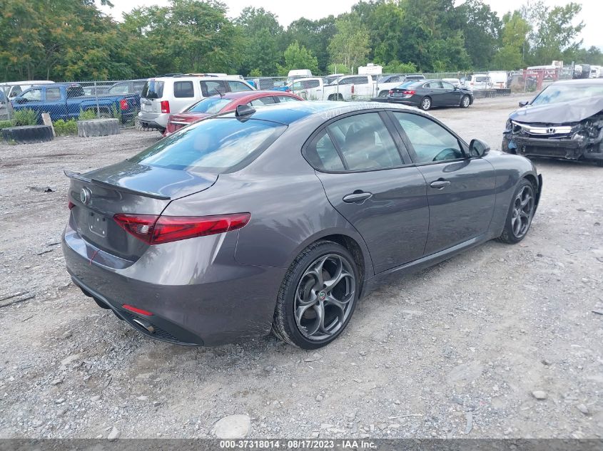 2018 ALFA ROMEO GIULIA TI SPORT - ZARFAEEN1J7567910