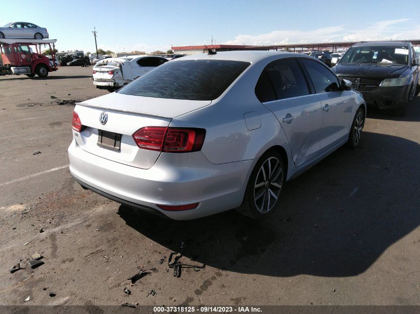 2013 VOLKSWAGEN GLI AUTOBAHN W/NAV 3VW5S7AJ2DM292668