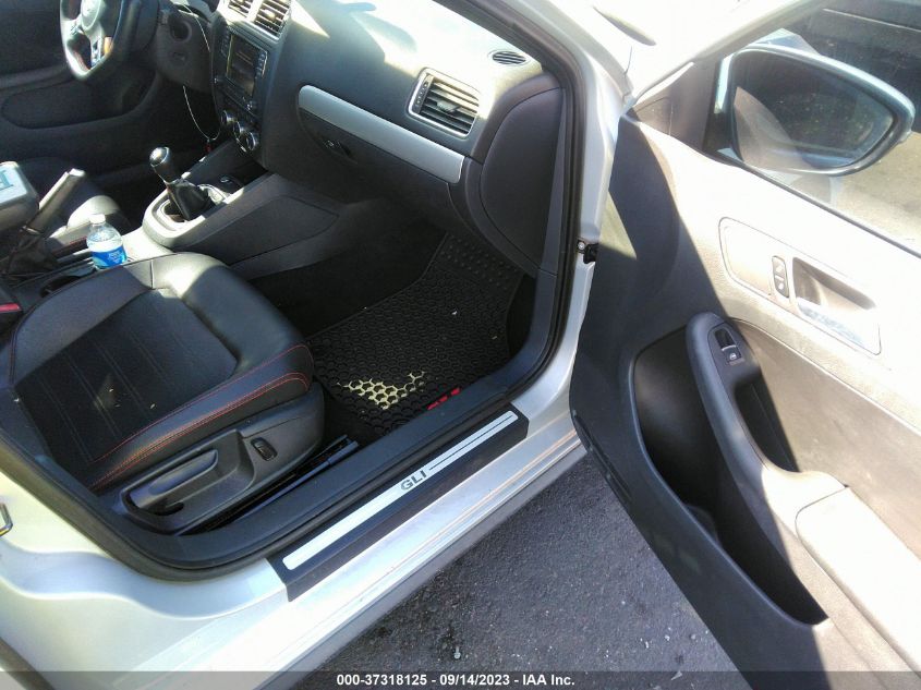 2013 VOLKSWAGEN GLI AUTOBAHN W/NAV 3VW5S7AJ2DM292668