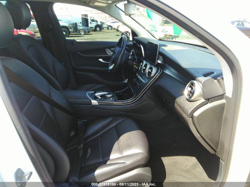 2016 MERCEDES-BENZ GLC GLC 300 - WDC0G4JB9GF104183