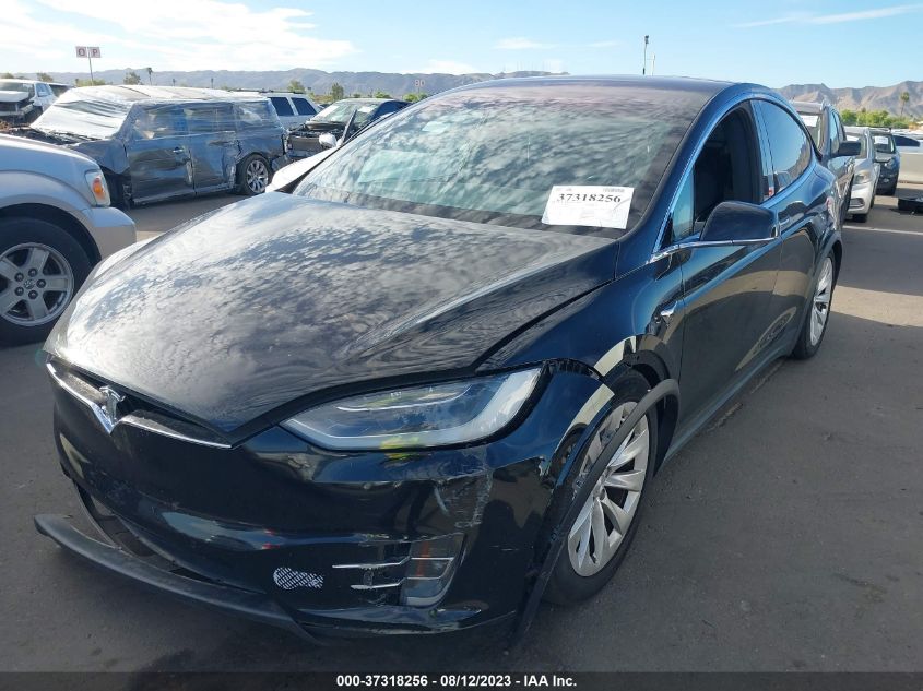 2018 TESLA MODEL X - 5YJXCDE2XJF110578