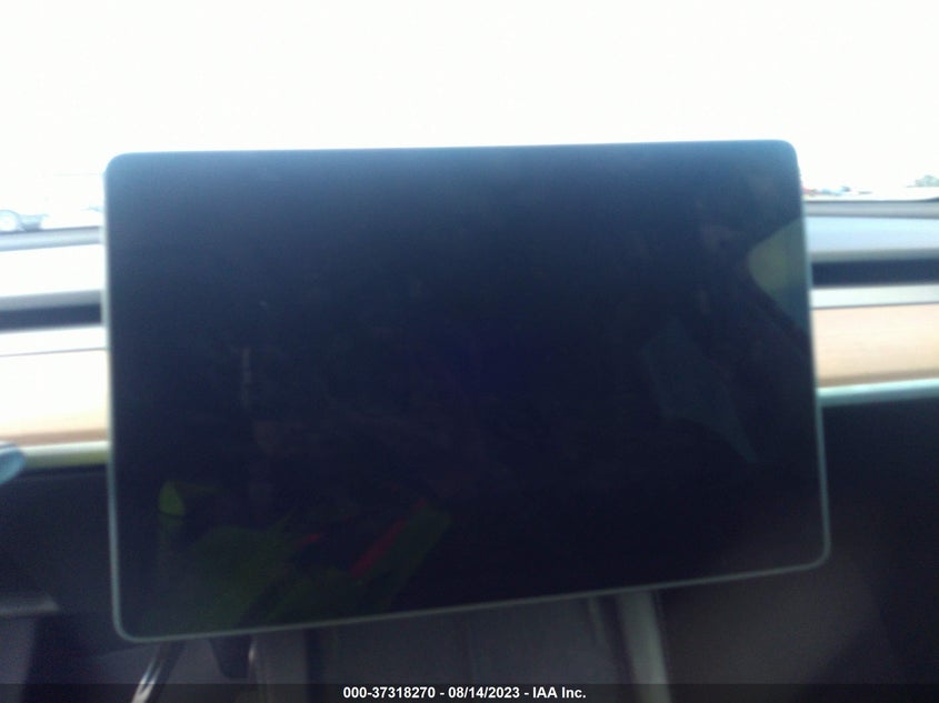 VIN 7SAYGAEE0PF695572 2023 TESLA MODEL Y