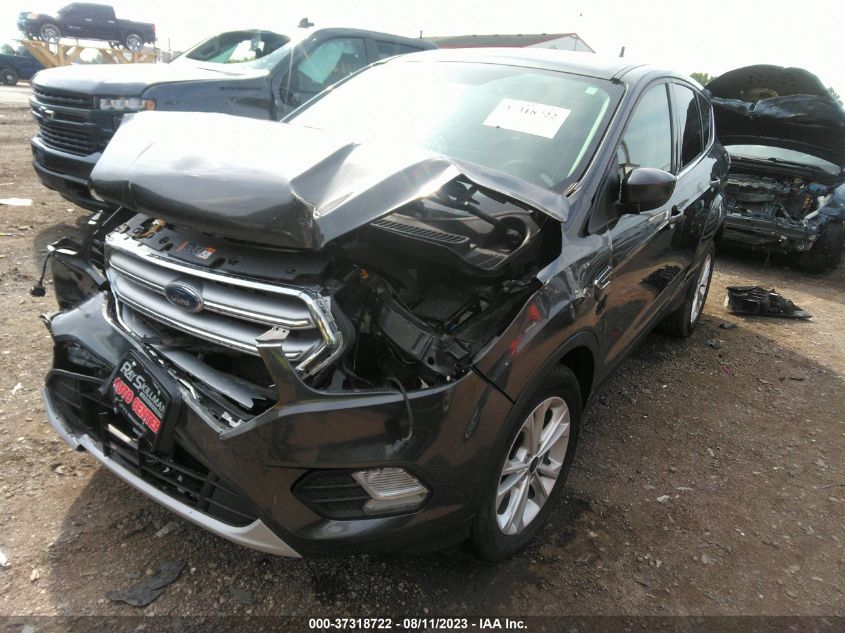 2017 FORD ESCAPE SE - 1FMCU0GD8HUA40563