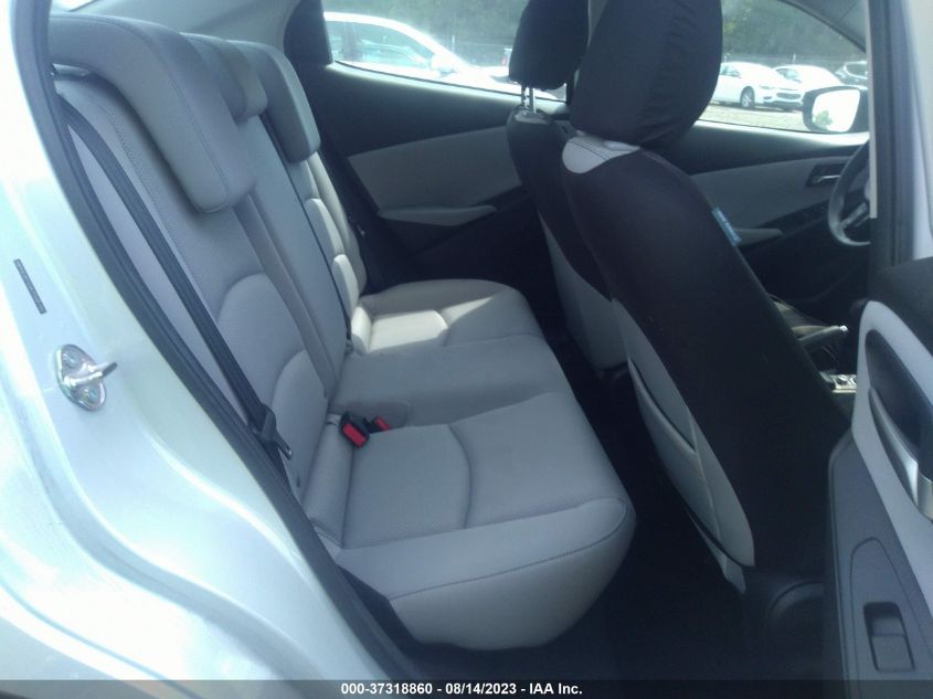 2019 TOYOTA YARIS SEDAN L/LE/XLE 3MYDLBYV2KY508792