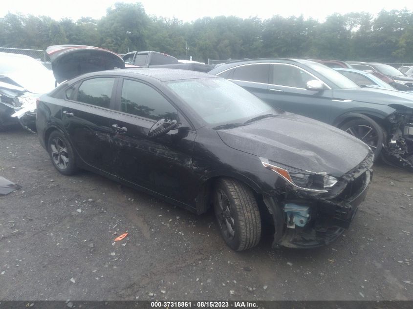 3KPF24AD7LE163107 Kia Forte LXS