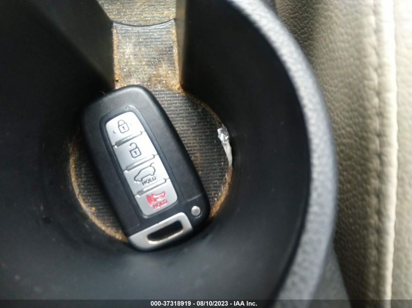 2013 HYUNDAI VELOSTER W/GRAY INT - KMHTC6AD2DU088133