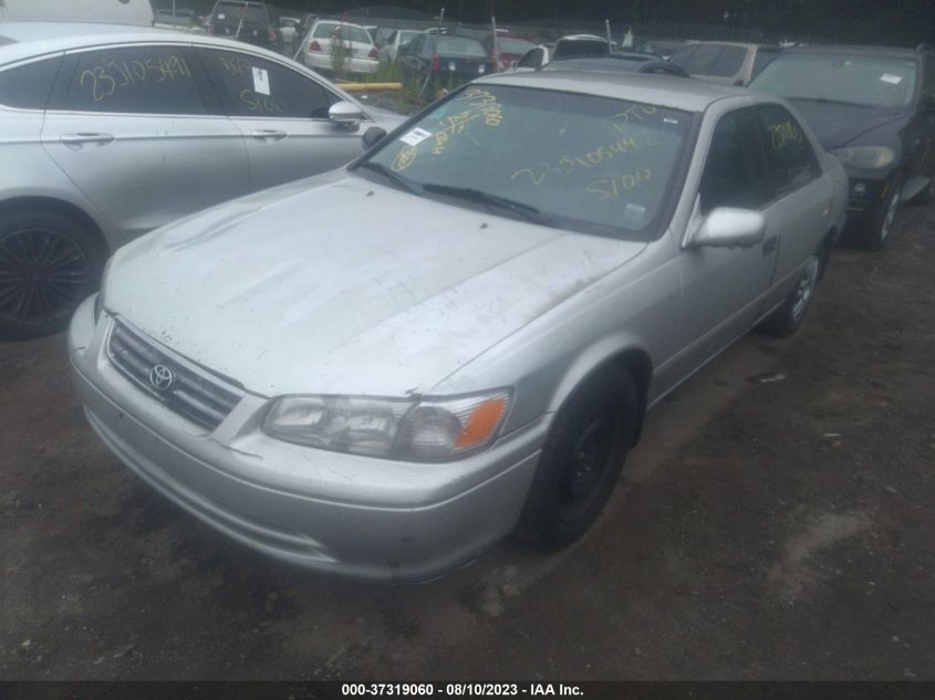 4T1BG22K5YU701356 | 2000 TOYOTA CAMRY