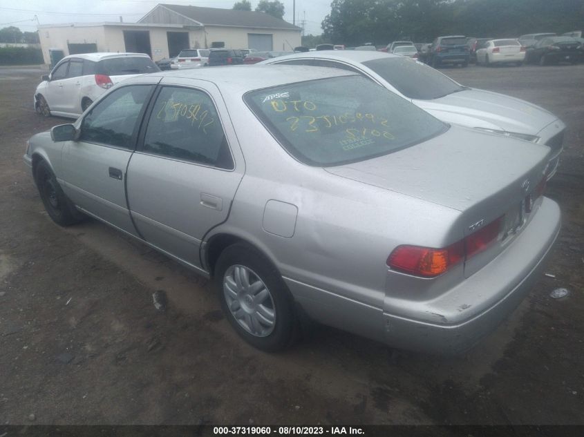 4T1BG22K5YU701356 | 2000 TOYOTA CAMRY