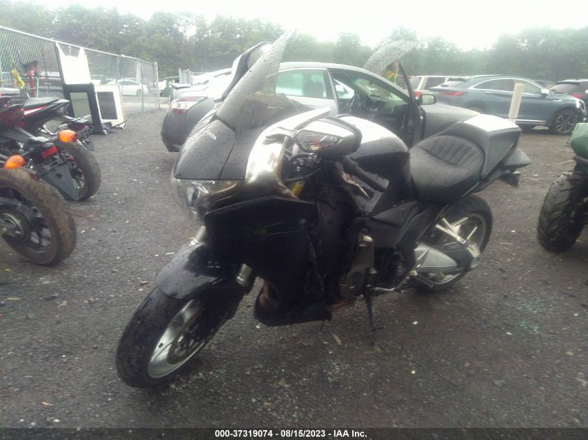 2013 HONDA VFR1200 F JH2SC6318DK300135