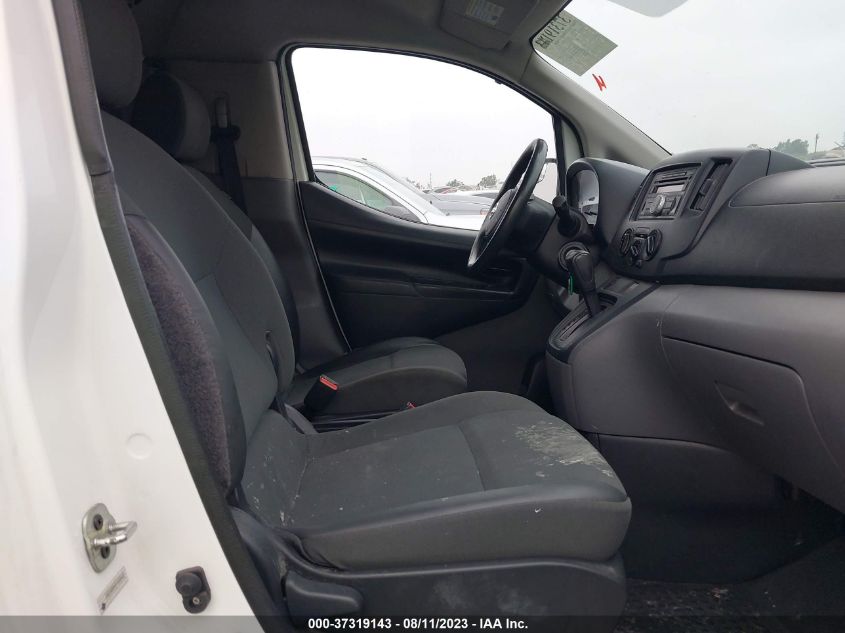 2015 NISSAN NV200 2.5S/2.5SV - 3N6CM0KN0FK691412