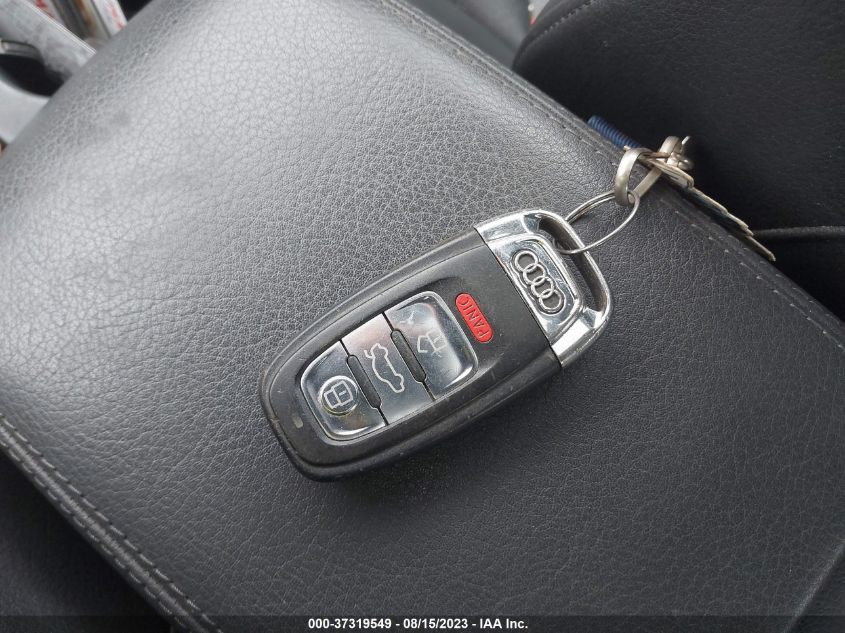 2014 AUDI A4 PREMIUM PLUS - WAUFFAFL1EN004422