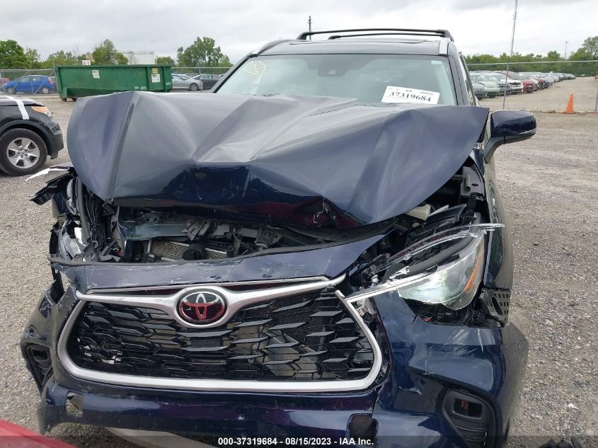 2022 TOYOTA HIGHLANDER XLE - 5TDGZRBH6NS184263