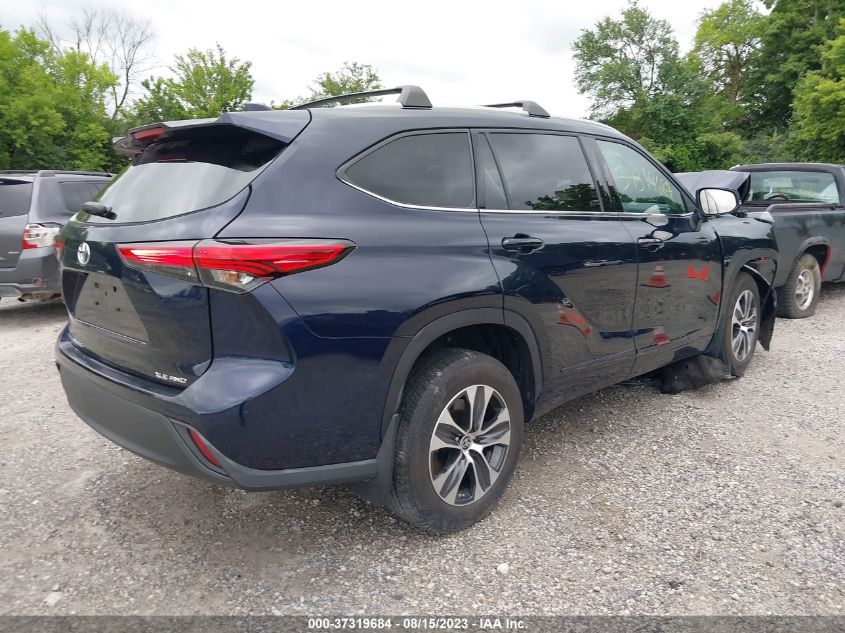 2022 TOYOTA HIGHLANDER XLE - 5TDGZRBH6NS184263