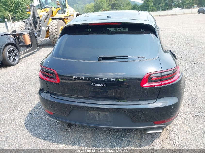 2017 PORSCHE MACAN - WP1AA2A58HLB82899