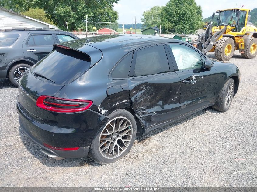 2017 PORSCHE MACAN - WP1AA2A58HLB82899