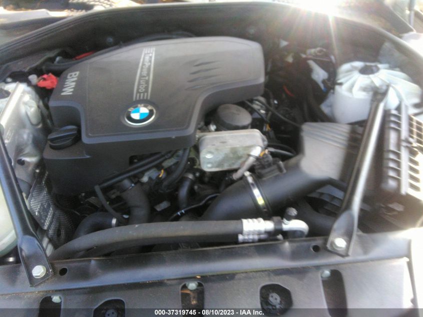 2013 BMW 5 SERIES 528I XDRIVE - WBAXH5C57DDW14714
