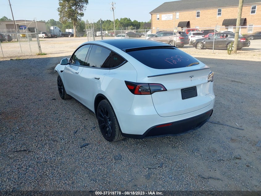VIN 7SAYGDEE8PF693649 2023 TESLA MODEL Y LONG RANGE