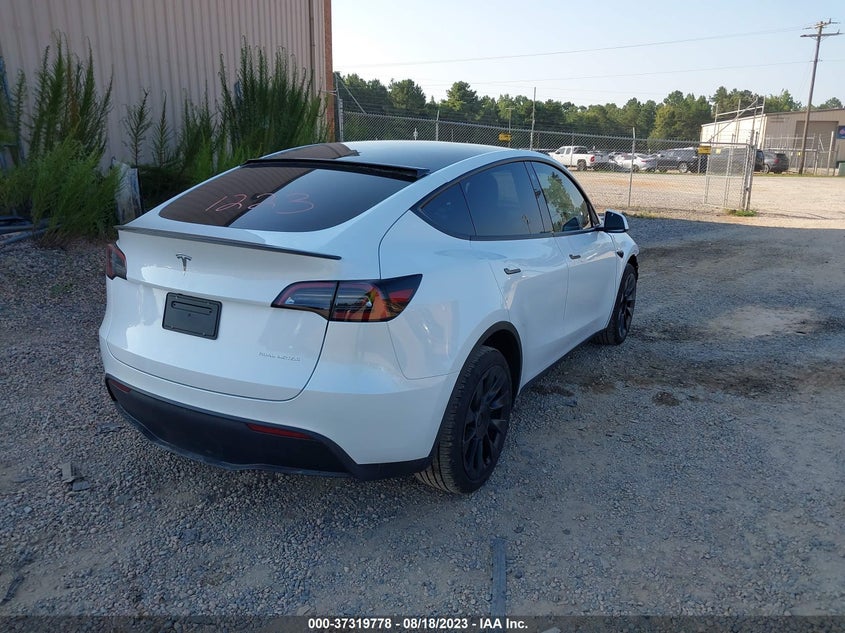 VIN 7SAYGDEE8PF693649 2023 TESLA MODEL Y LONG RANGE