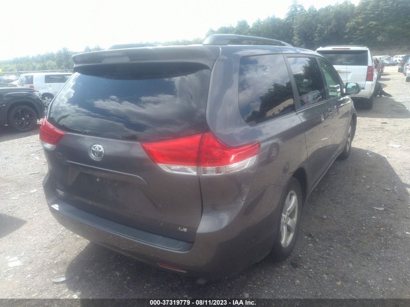 5TDKK3DC7ES522427 2014 TOYOTA SIENNA, photo no. 4