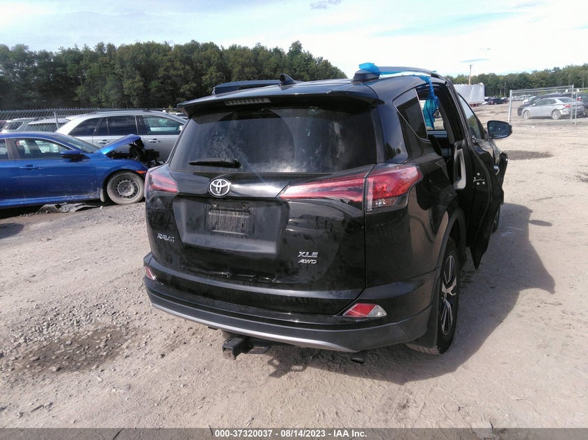 VIN 2T3RFREV3HW687139 2017 TOYOTA RAV4 XLE