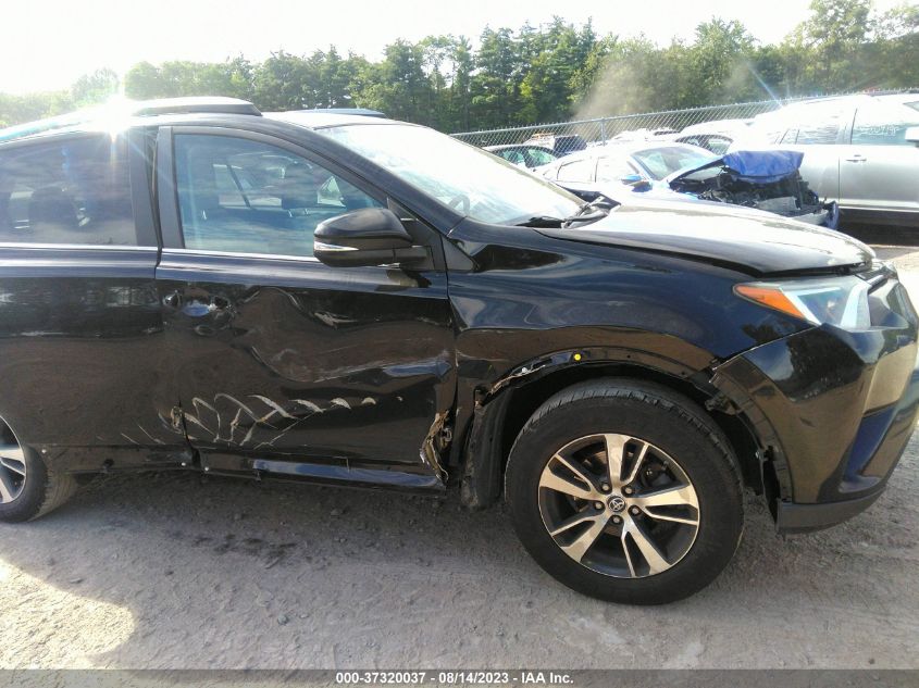 VIN 2T3RFREV3HW687139 2017 TOYOTA RAV4 XLE