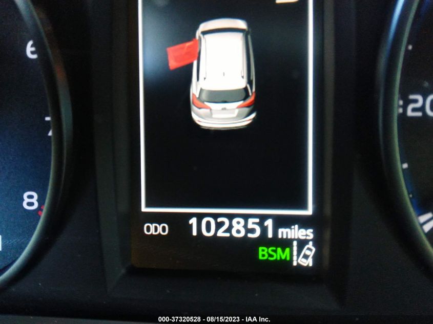 2018 TOYOTA RAV4 XLE/ADVENTURE - JTMWFREV6JJ732324