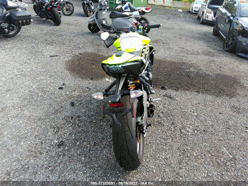 2024 TRIUMPH MOTORCYCLE STREET TRIPLE 765 MOTO2 EDITION SMTA624K2RTBL4339
