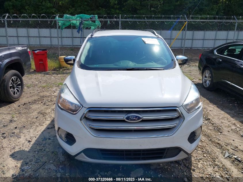 2018 FORD ESCAPE SE - 1FMCU9GD1JUC10594