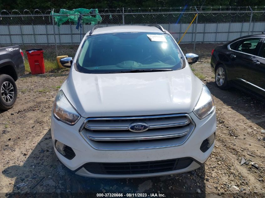 2018 FORD ESCAPE SE - 1FMCU9GD1JUC10594