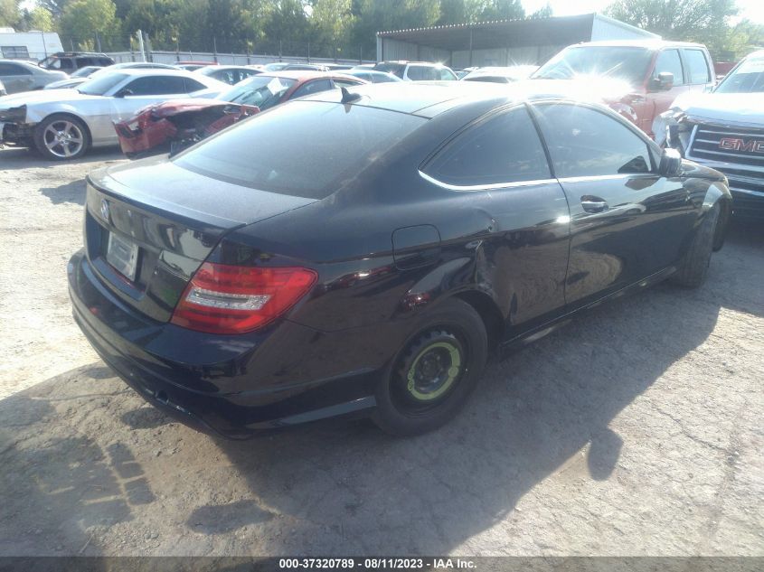 2013 MERCEDES-BENZ C-CLASS C 250 - WDDGJ4HB8DG084208