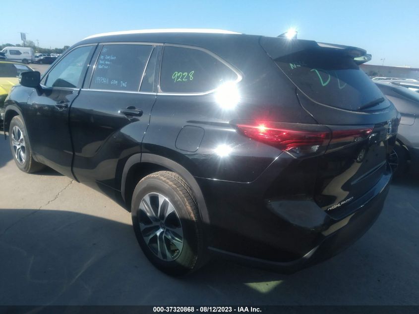 2022 TOYOTA HIGHLANDER XLE - 5TDGZRAH3NS539228