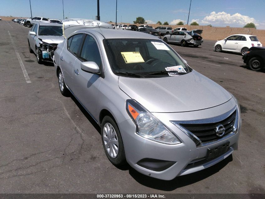 VIN 3N1CN7AP2KL847517 2019 NISSAN VERSA SEDAN no.1