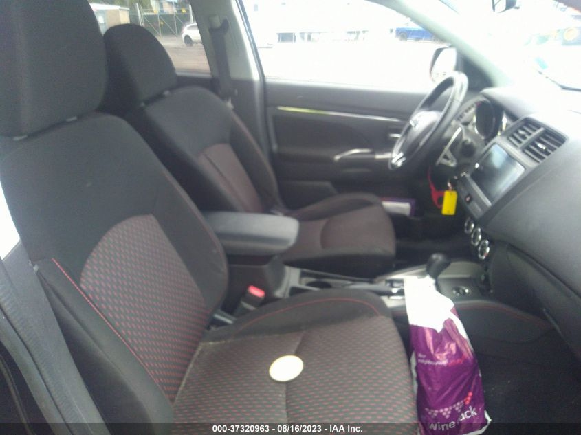 2018 MITSUBISHI RVR SE LTD/GT JA4AJ4AW0JZ605588