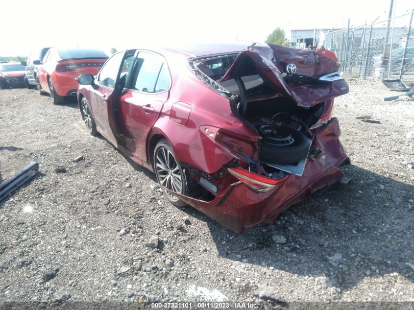 2018 TOYOTA CAMRY L/LE/XLE/SE/XSE - 4T1B11HK5JU567912