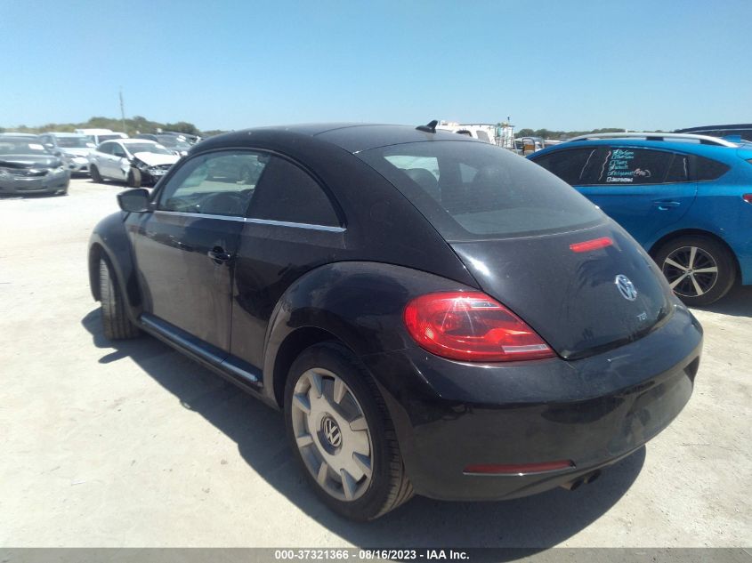 2014 VOLKSWAGEN BEETLE COUPE 2.0L TDI W/SUN/SOUND/NAV - 3VWJL7AT8EM658700