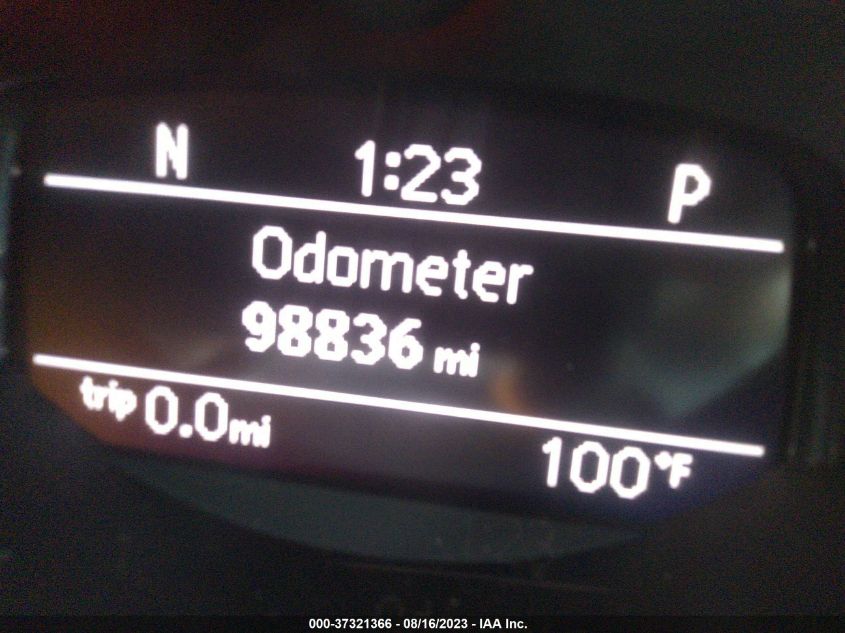 2014 VOLKSWAGEN BEETLE COUPE 2.0L TDI W/SUN/SOUND/NAV - 3VWJL7AT8EM658700