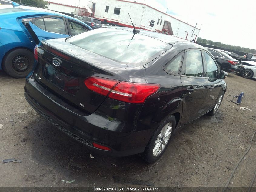 2015 FORD FOCUS SE - 1FADP3F27FL209840